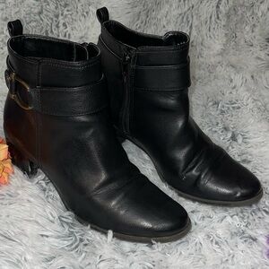 Best 25 Deals for Jeannie Boots Poshmark